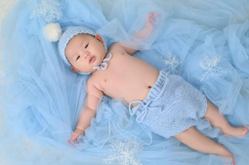 曲靖怀孕肚子起小疙瘩很痒